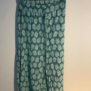 Green Maxi Skirt Adjustable waistband and slit down the middle.